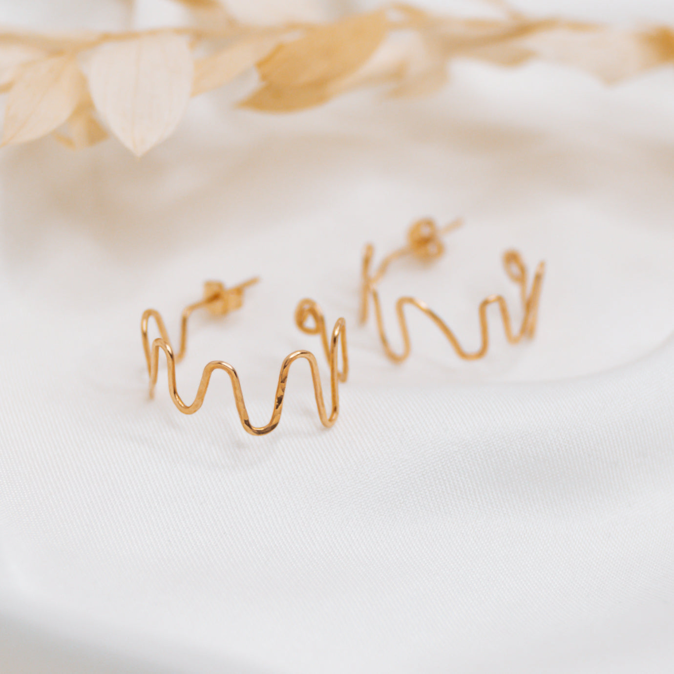 Gold Filled Whirl Hoops