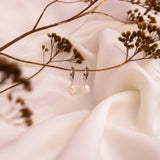 Pearl Classic Huggies